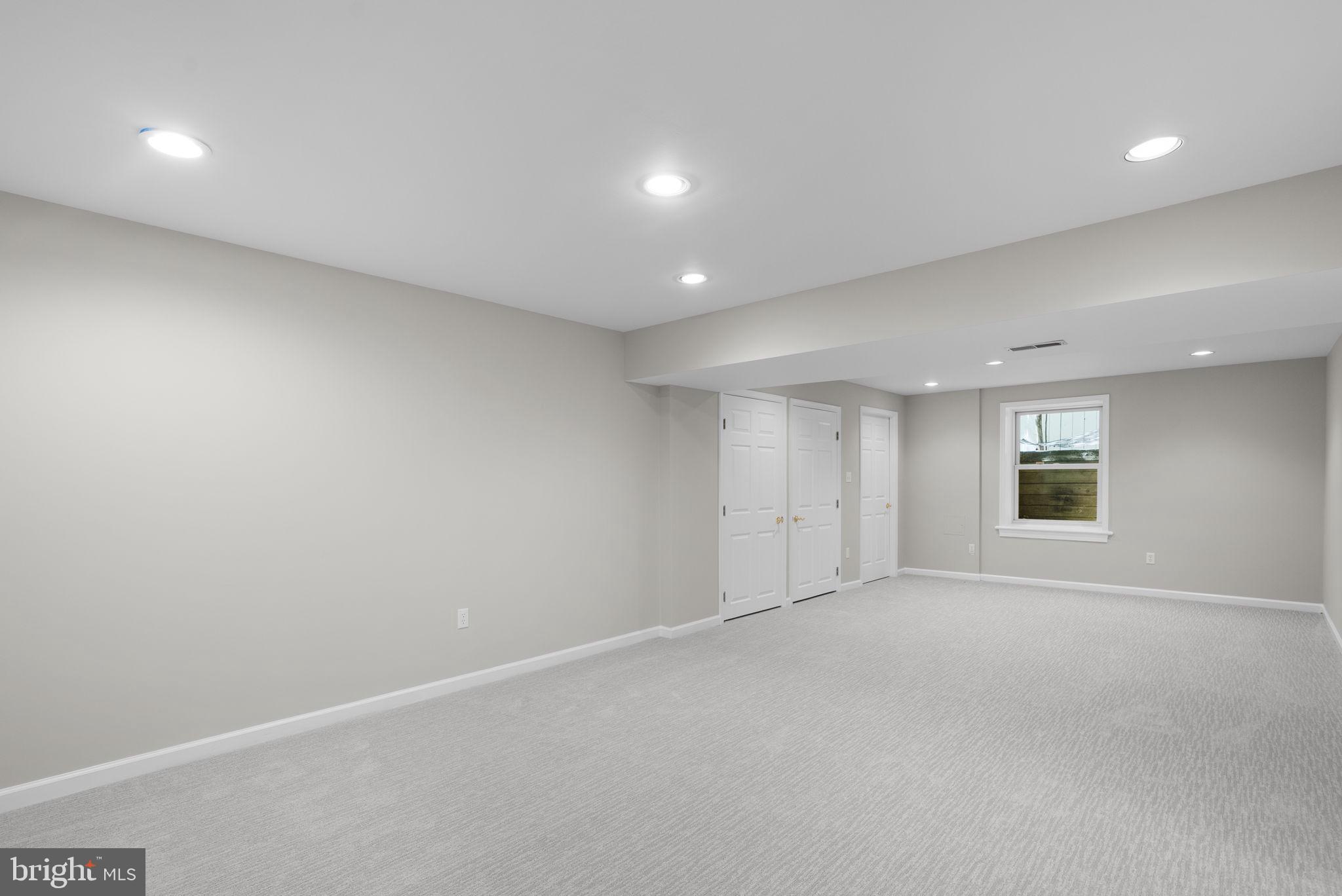 KENTLANDS GATEHOUSE - Residential