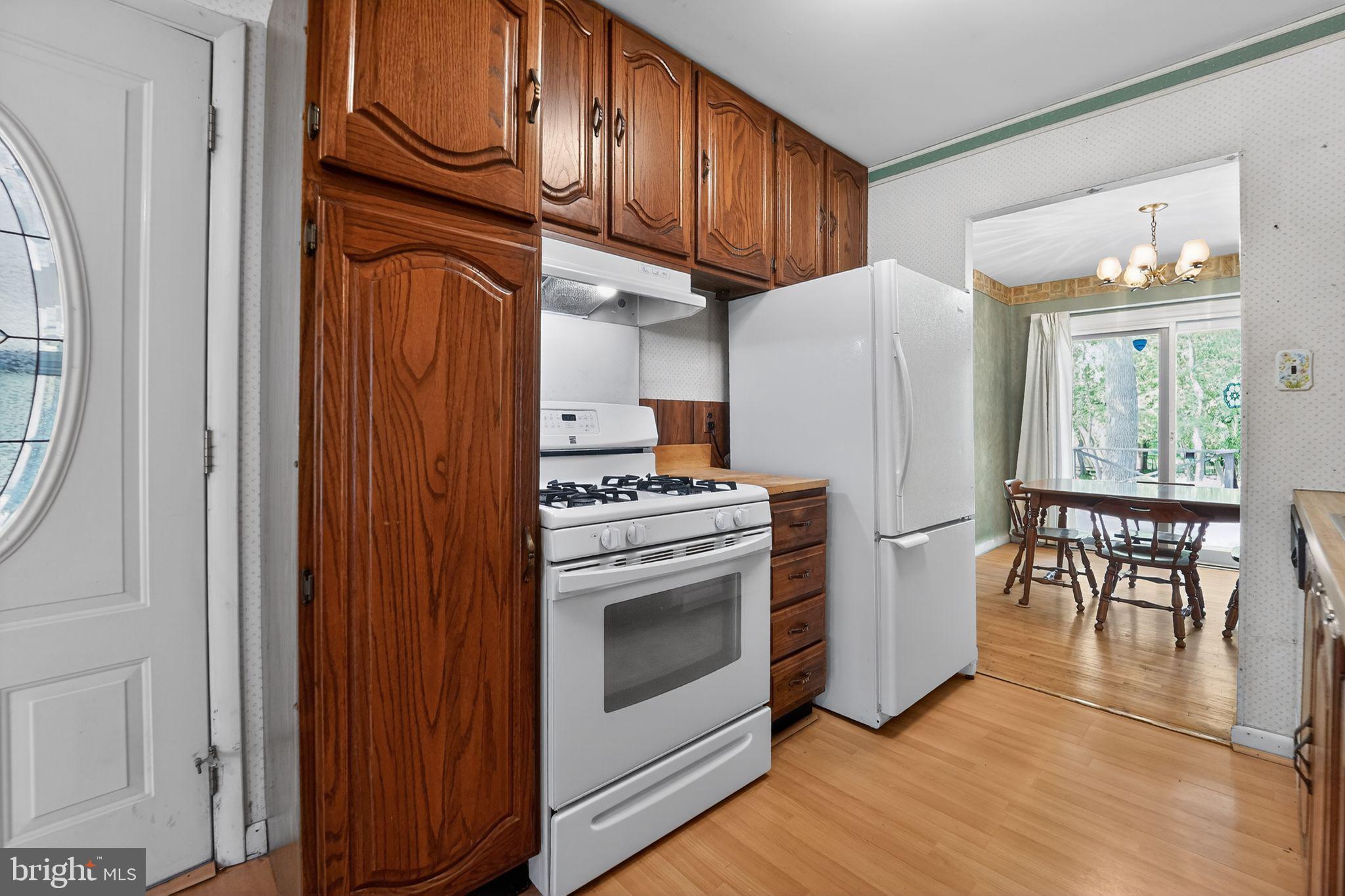 WEST LAUREL - Residential