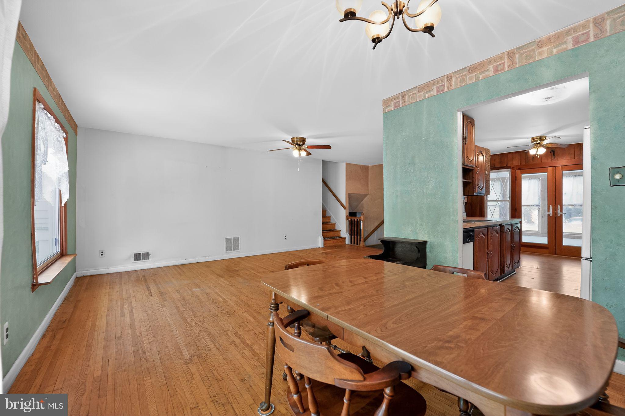 WEST LAUREL - Residential