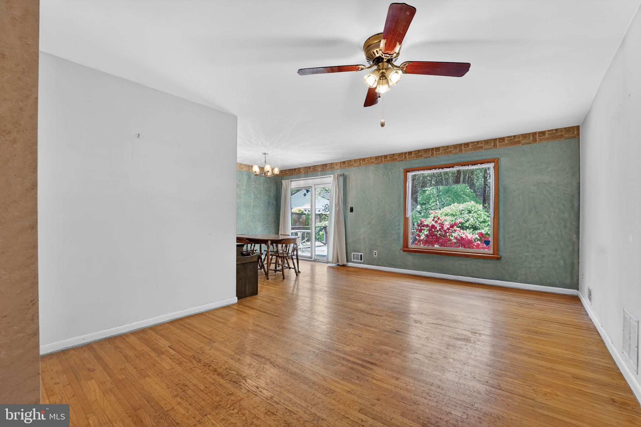 WEST LAUREL - Residential
