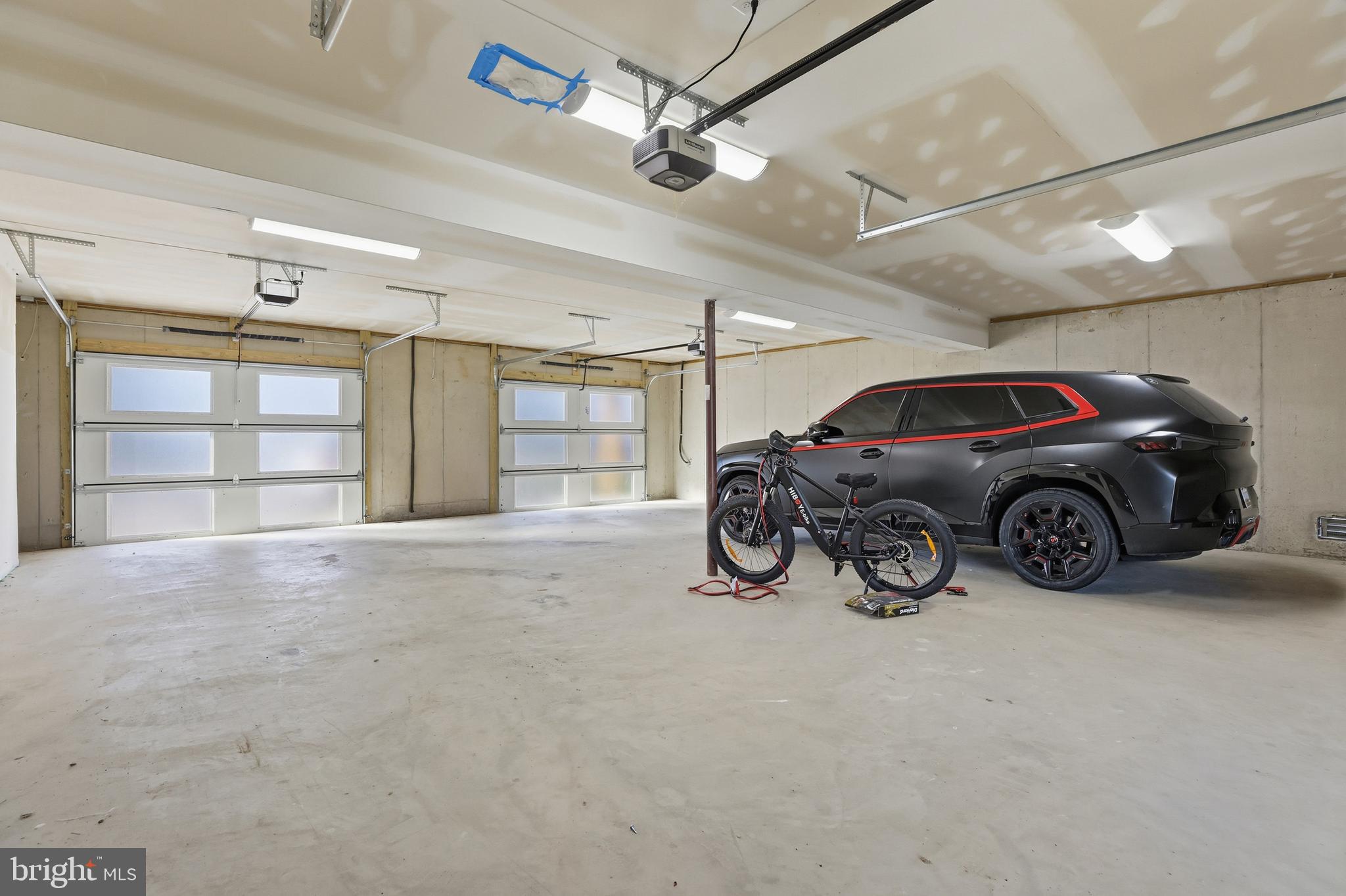 LYNCH POINT - Residential