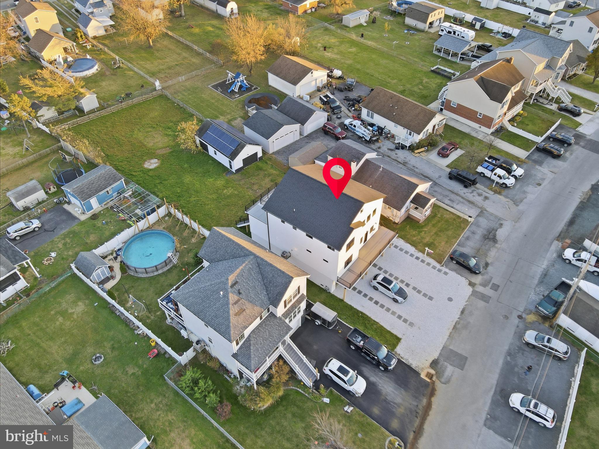 LYNCH POINT - Residential