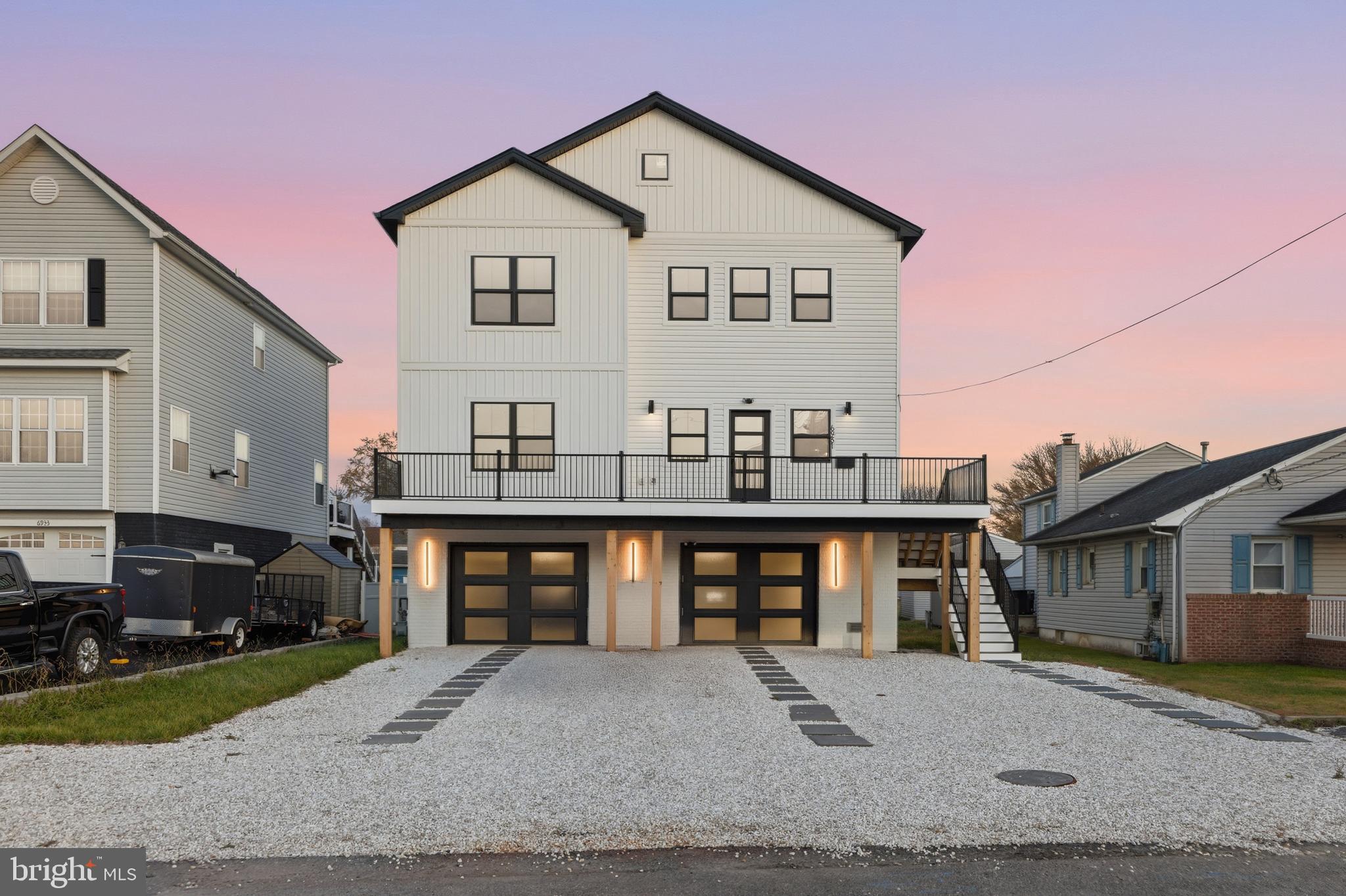 LYNCH POINT - Residential