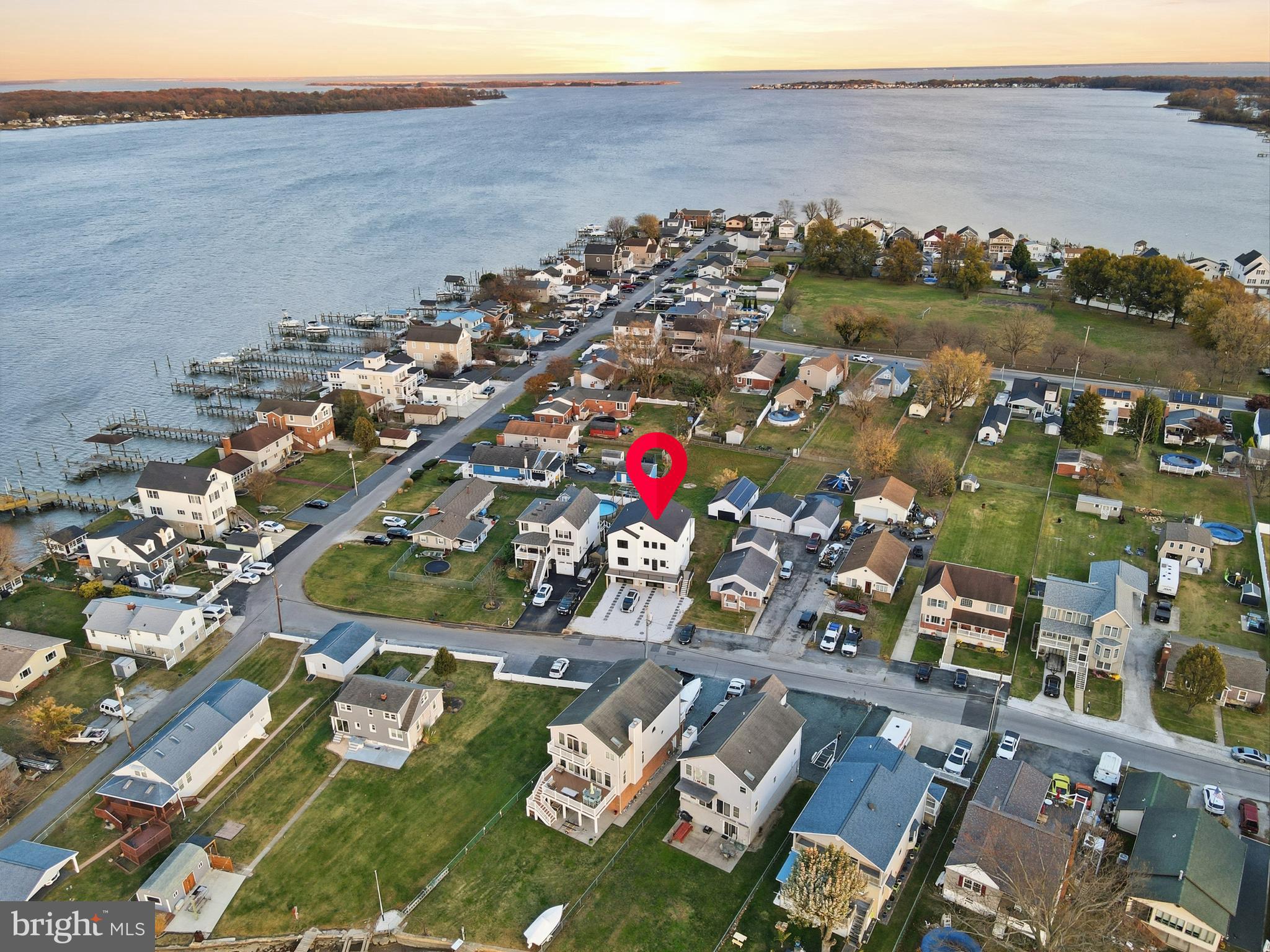 LYNCH POINT - Residential