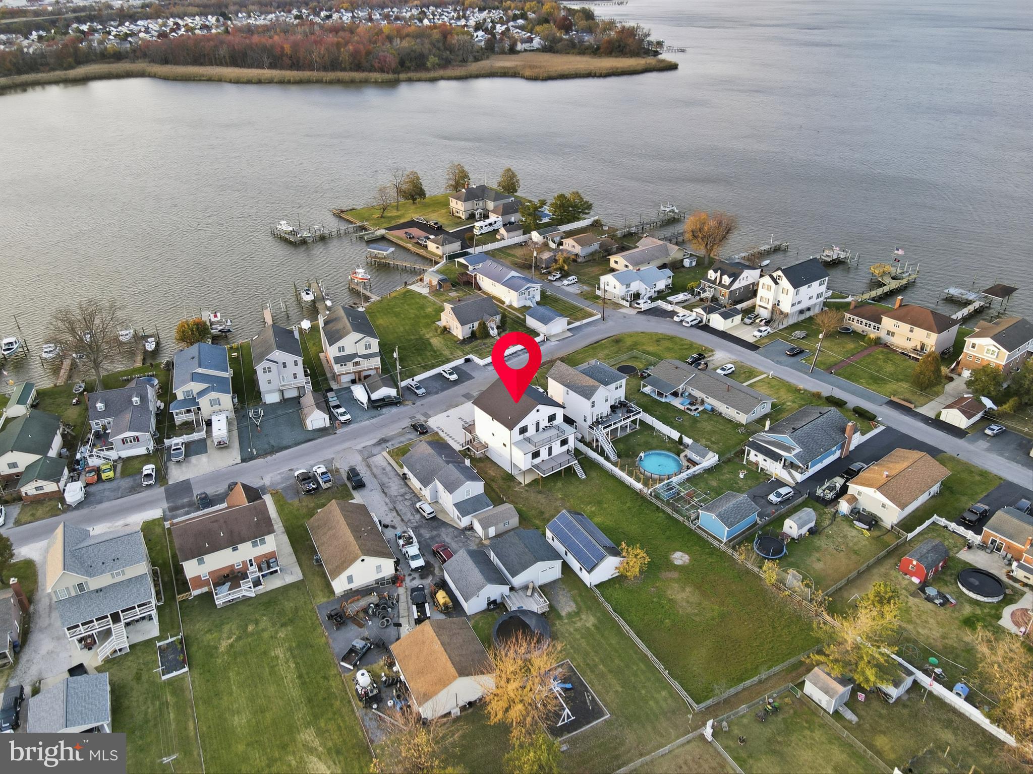 LYNCH POINT - Residential