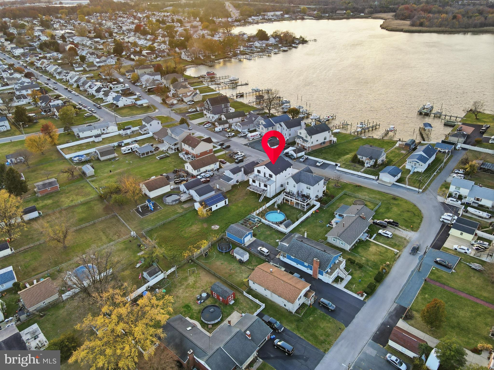 LYNCH POINT - Residential