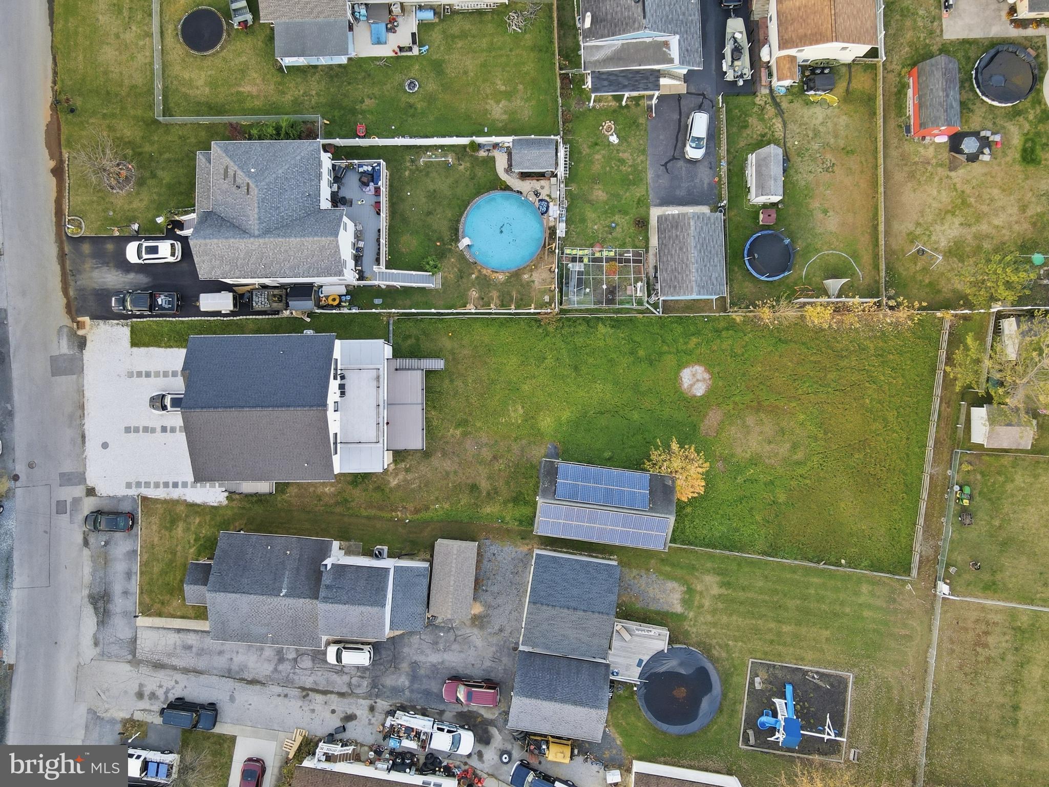 LYNCH POINT - Residential