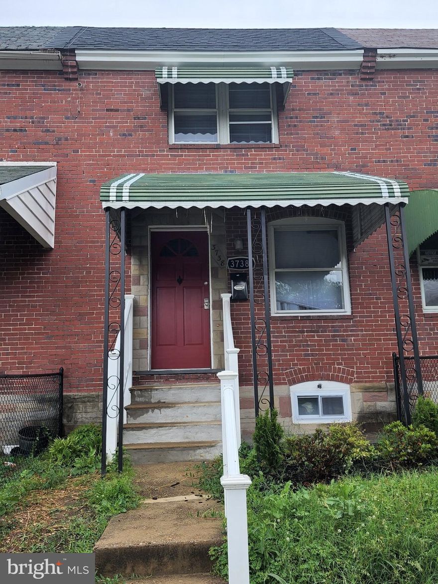 West Baltimore 2 Bedroom 1 Bathroom Apartment

Newly updated 2 Bedroom 1 Bathroom apartment located on the 1st floor. The unit features central air, stove and refrigerator updated laminated flooring. The unit has an open floor place, cabinet space and counter top space for cooking. The unit was has been freshly painted, ceiling fan in the living-room area. Located across street from public school and public transportation.

Application Qualifications: Minimum monthly income 3 times the tenant’s portion of the monthly rent, acceptable rental history, credit history and criminal history.
