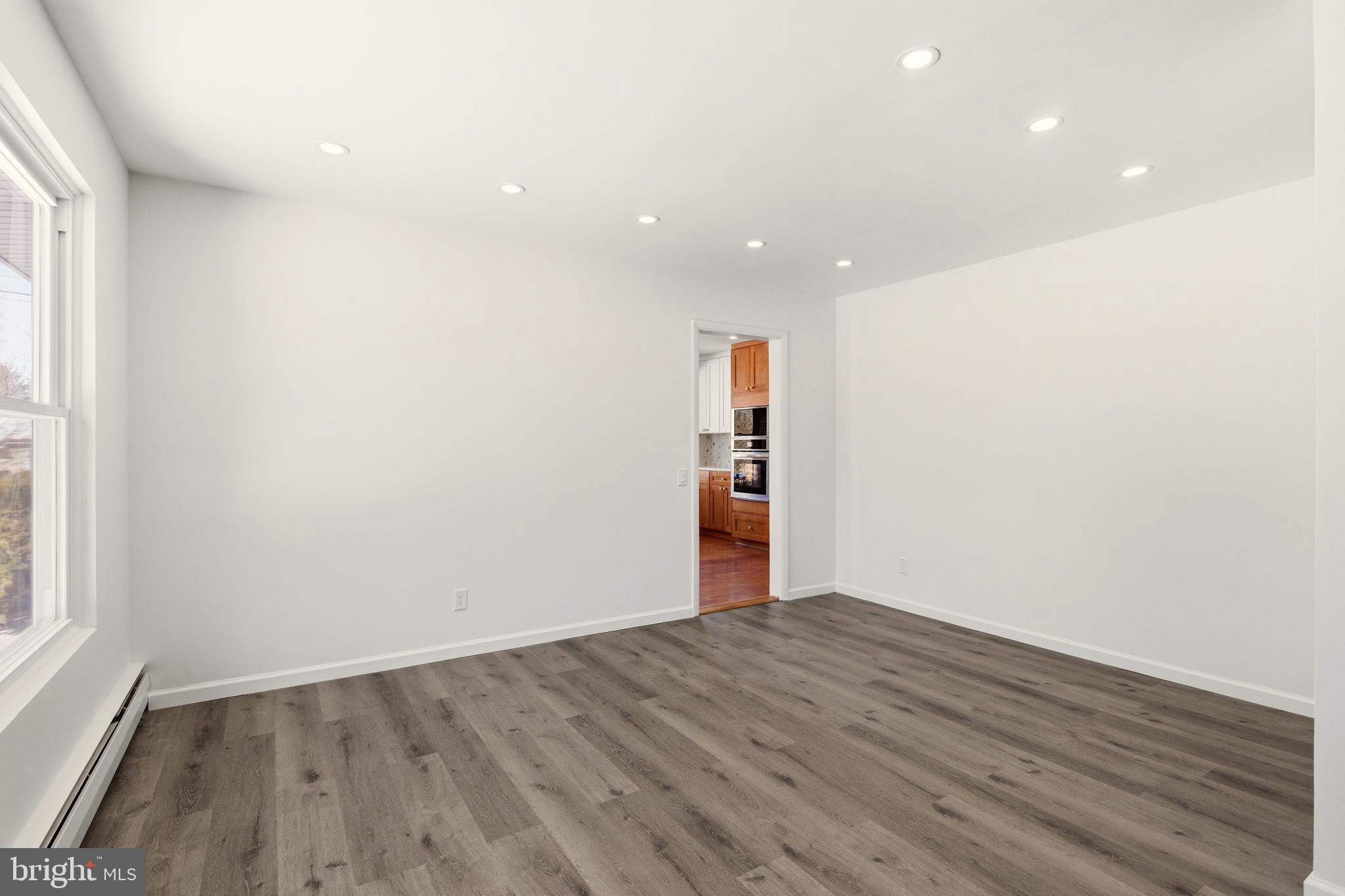 EAST VINELAND - Residential