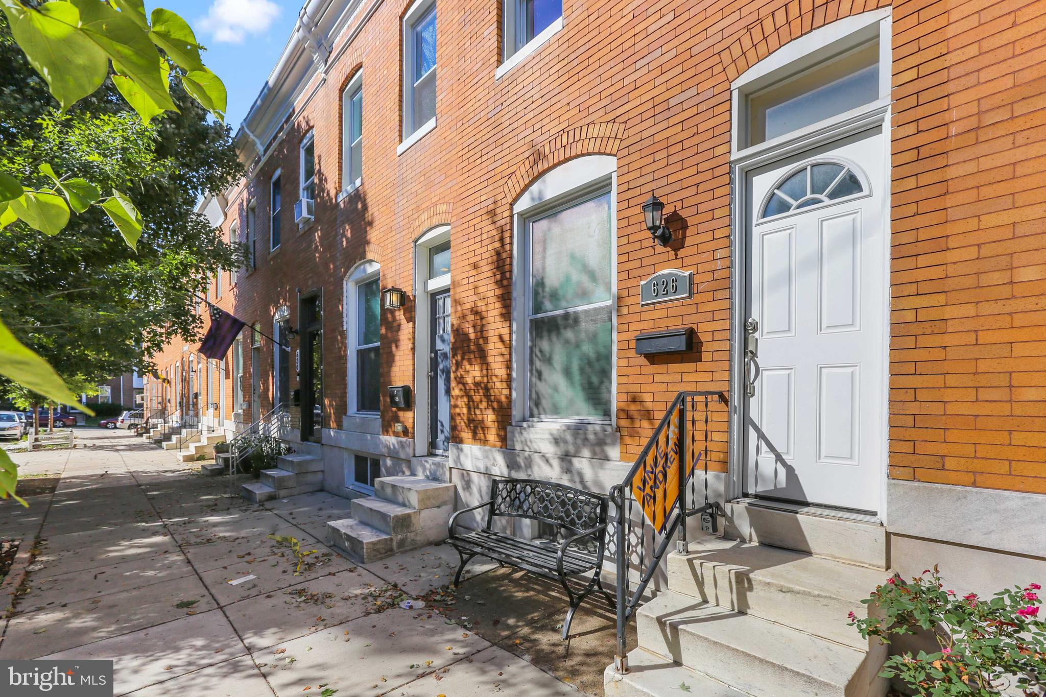 GREEKTOWN - Residential Lease