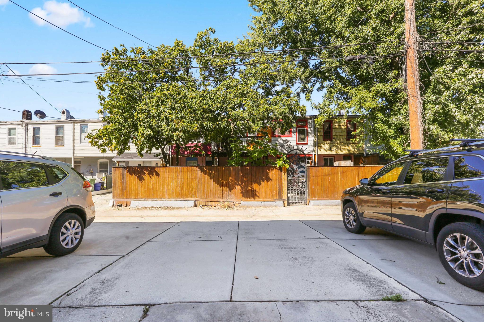 GREEKTOWN - Residential Lease