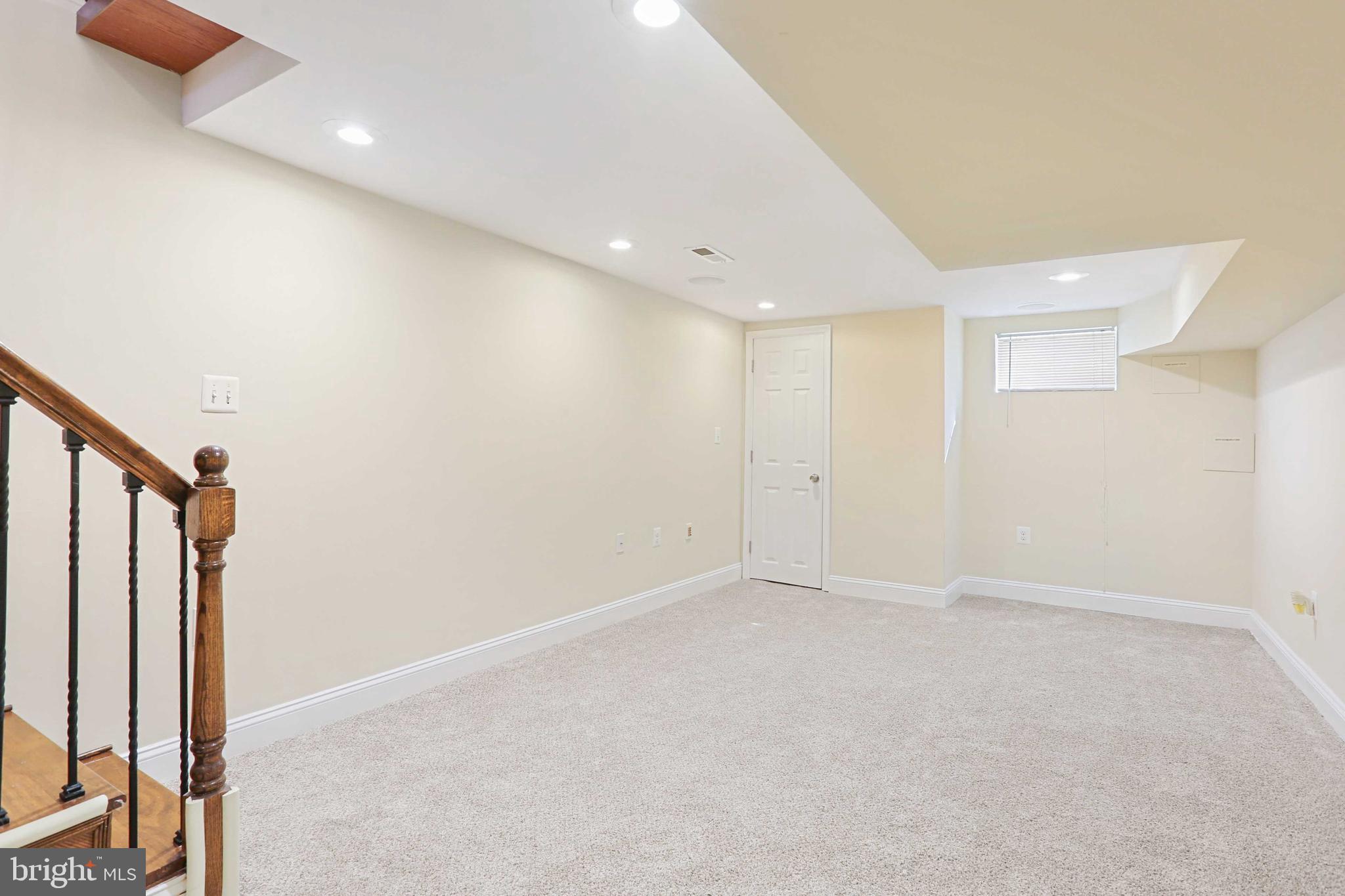 GREEKTOWN - Residential Lease