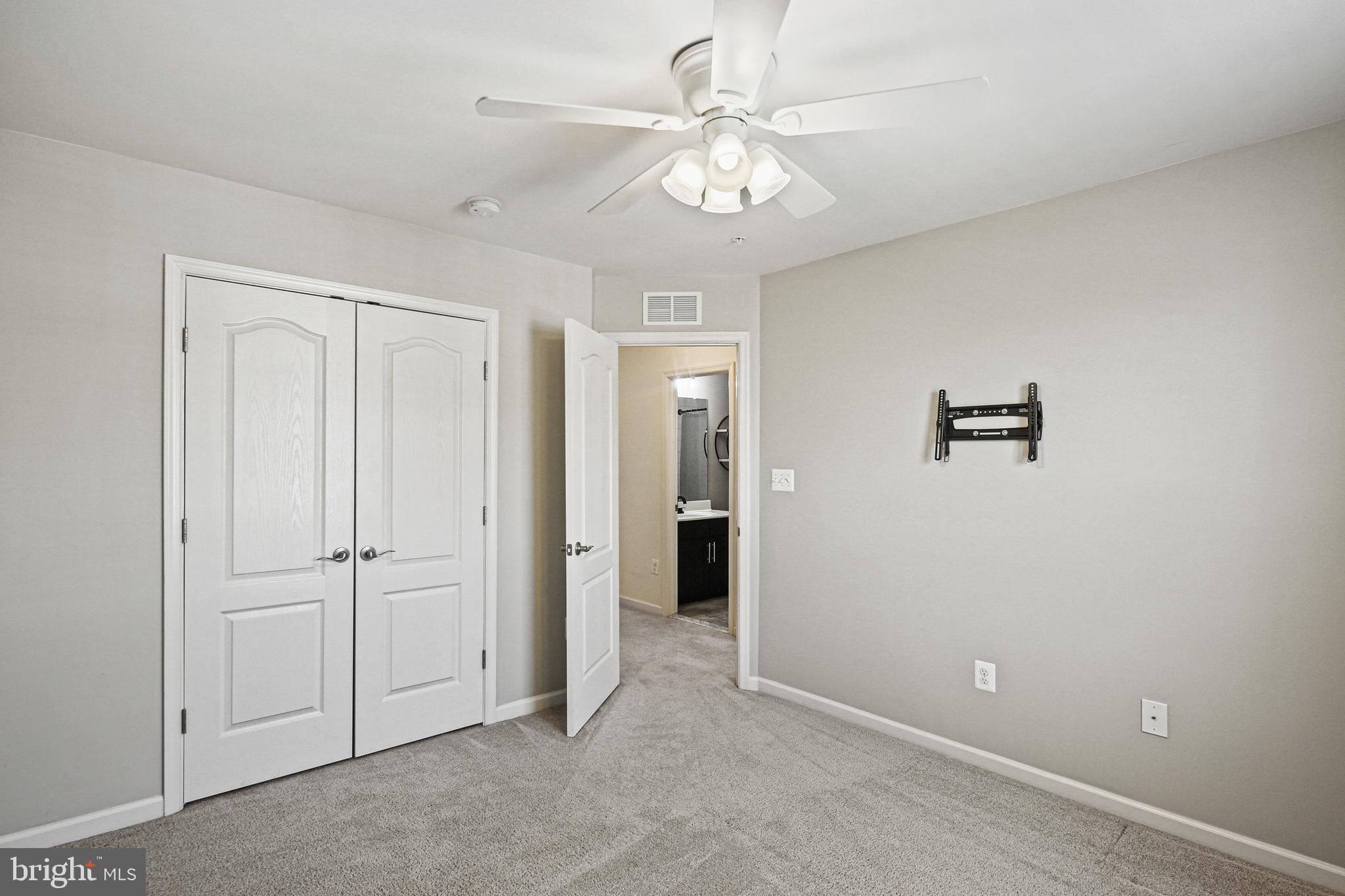 PRESERVE AT WINDLASS RUN - Residential