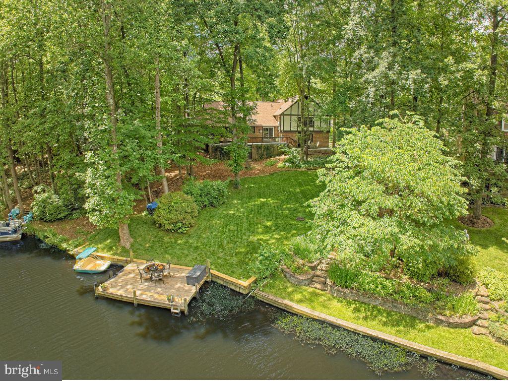 4499 LARCHMONT COURT
