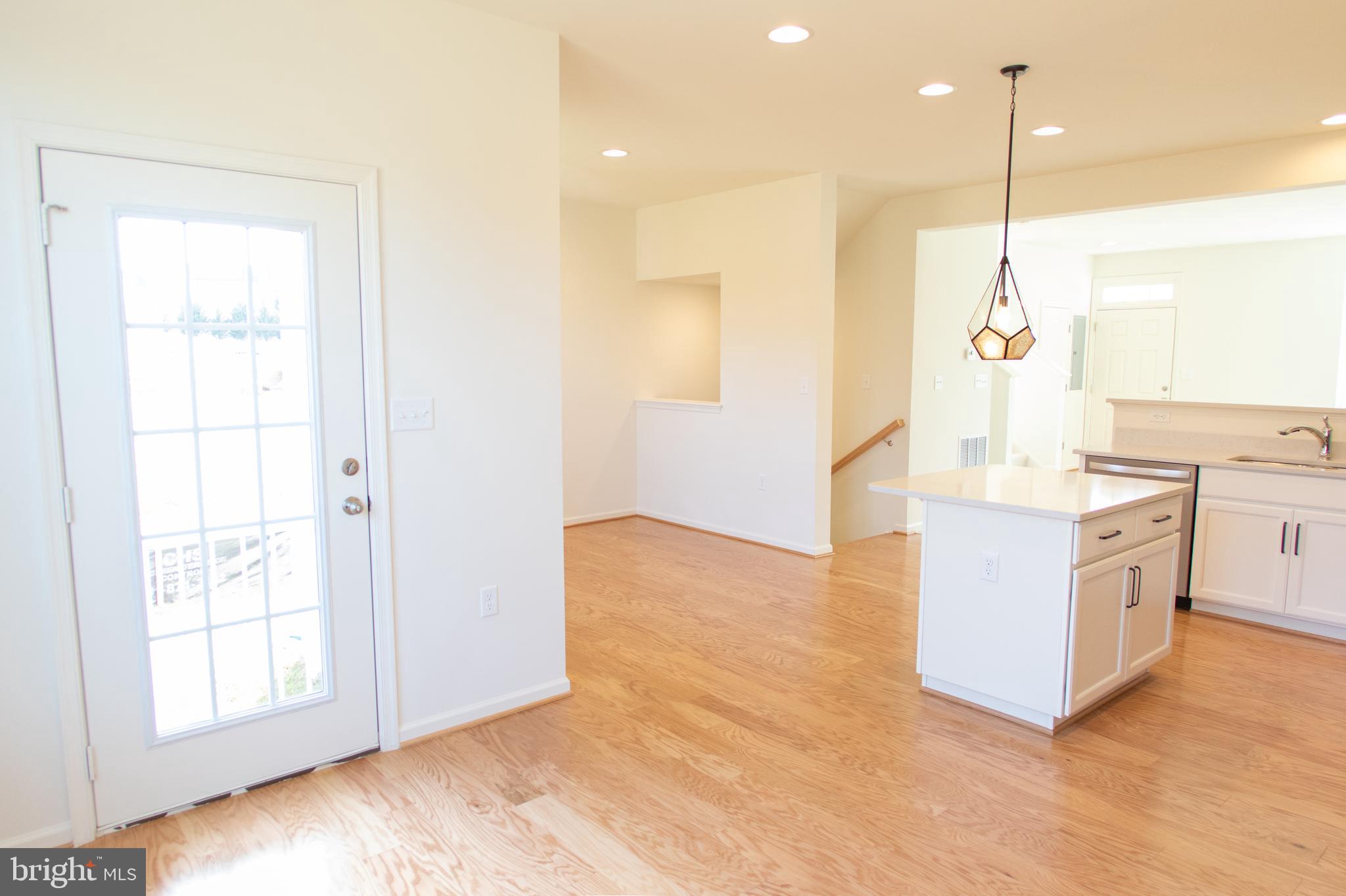 ARCHERS ROCK - Residential