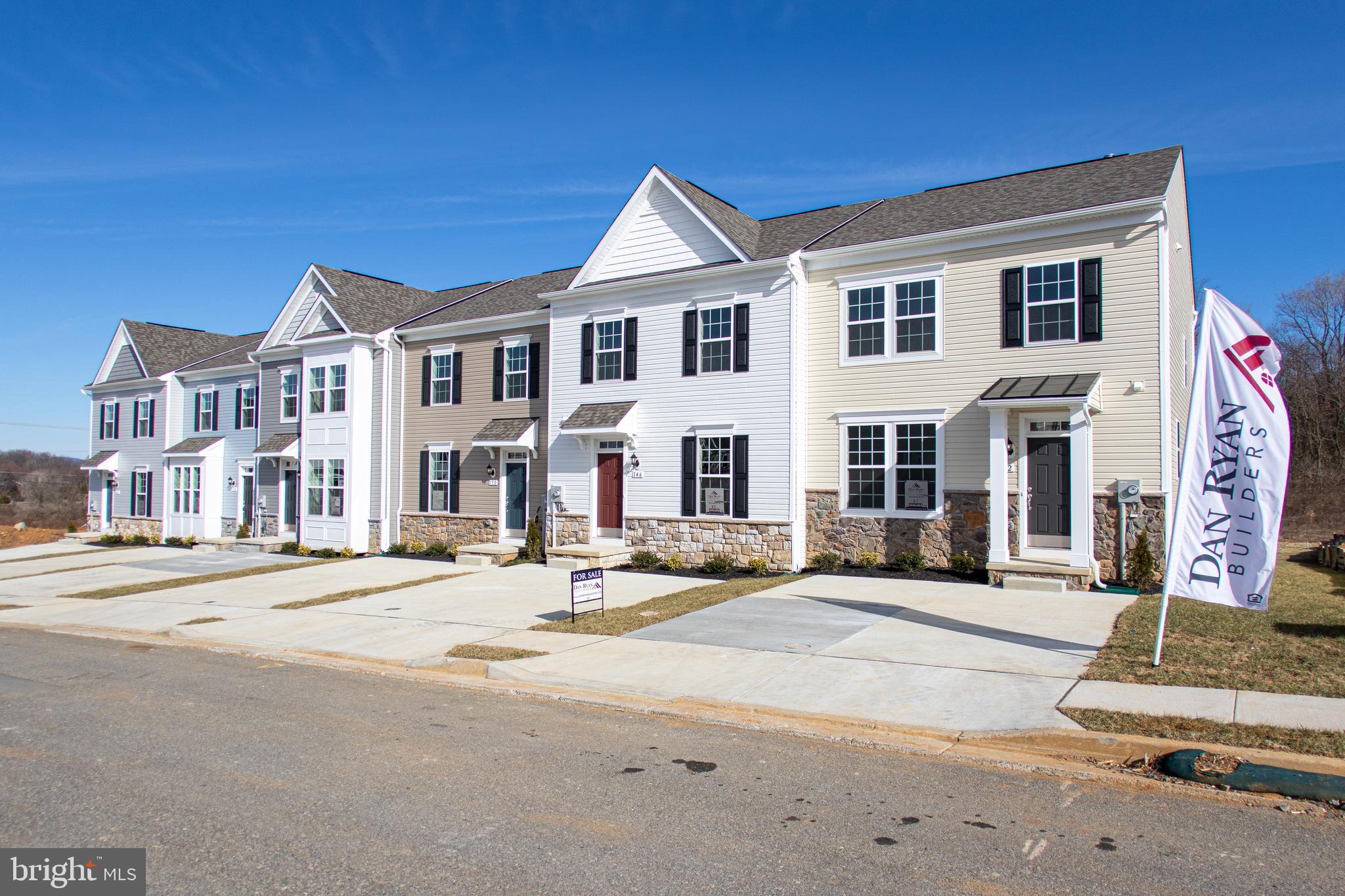 ARCHERS ROCK - Residential