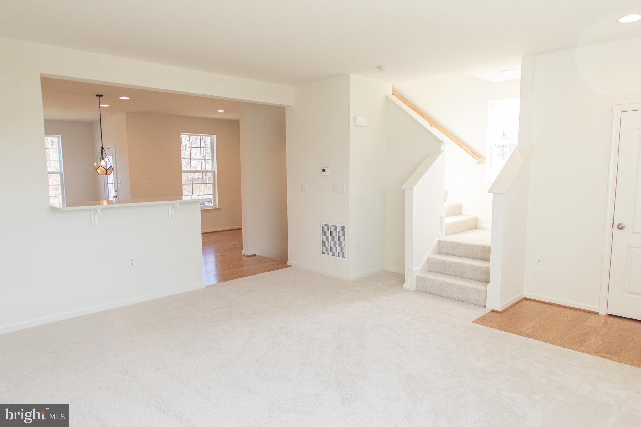 ARCHERS ROCK - Residential