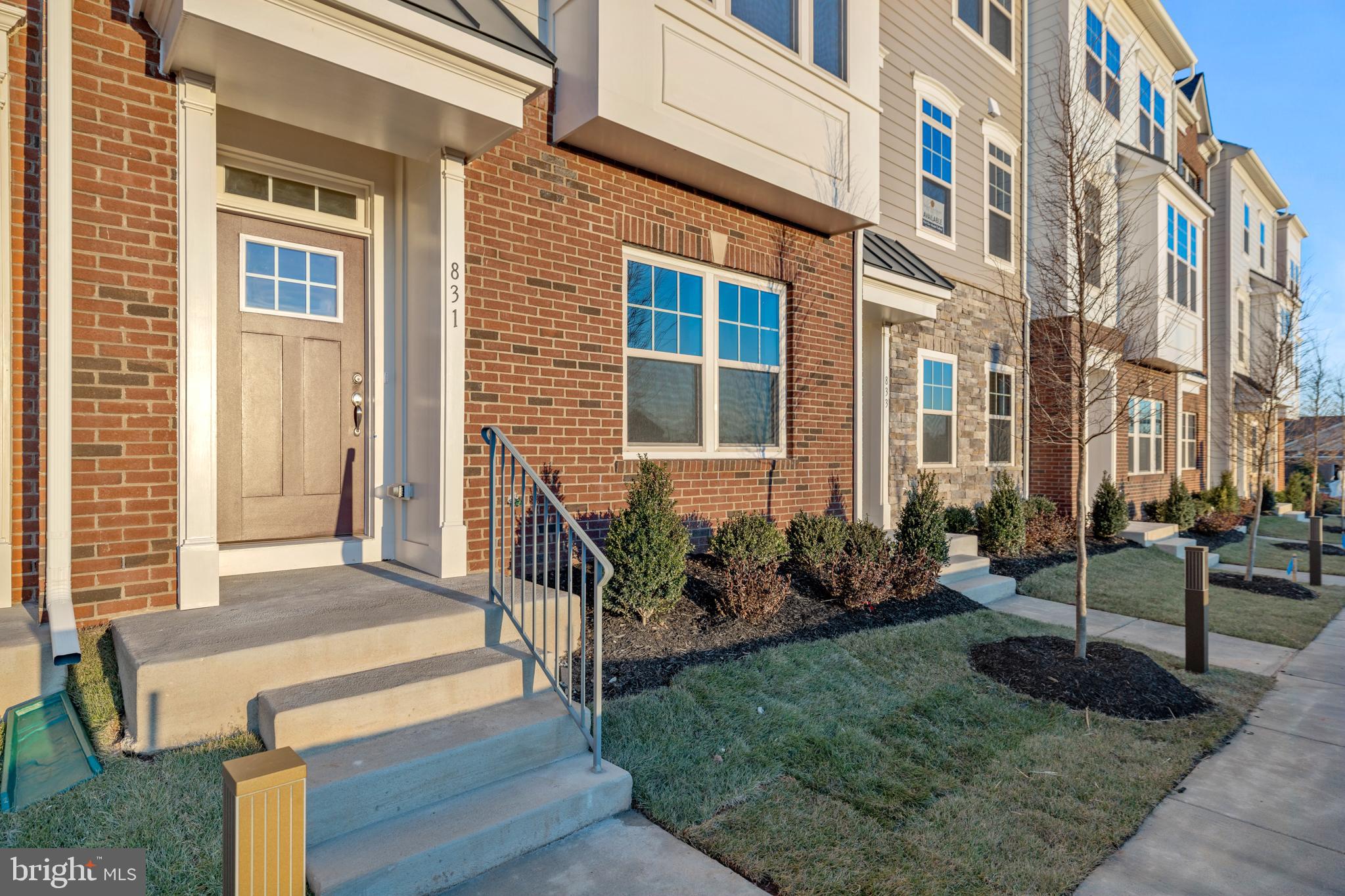 POTOMAC STATION MARKETPLACE - Residential Lease