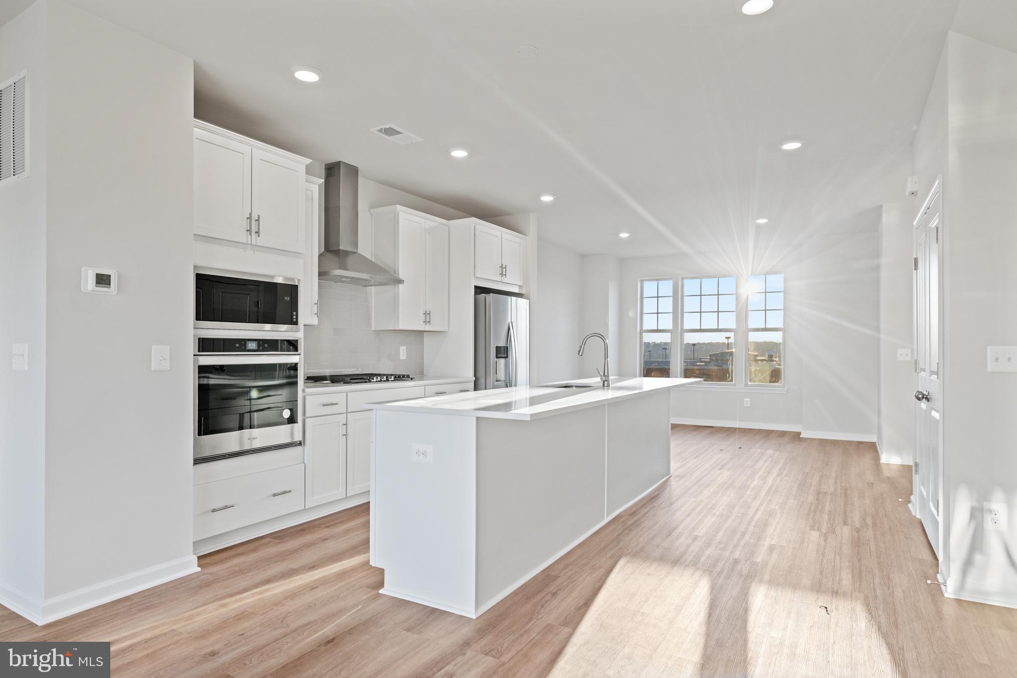 POTOMAC STATION MARKETPLACE - Residential Lease