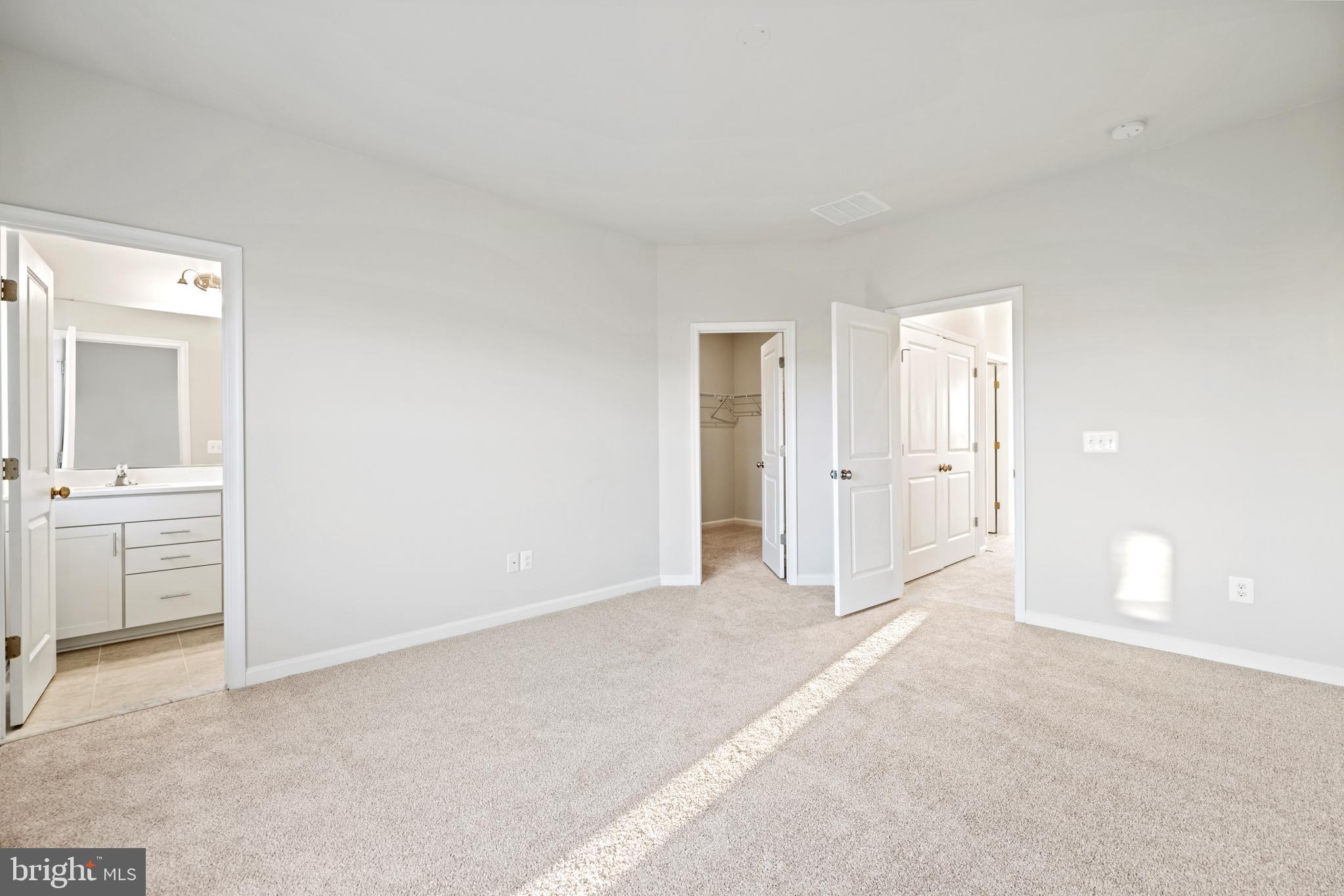 POTOMAC STATION MARKETPLACE - Residential Lease