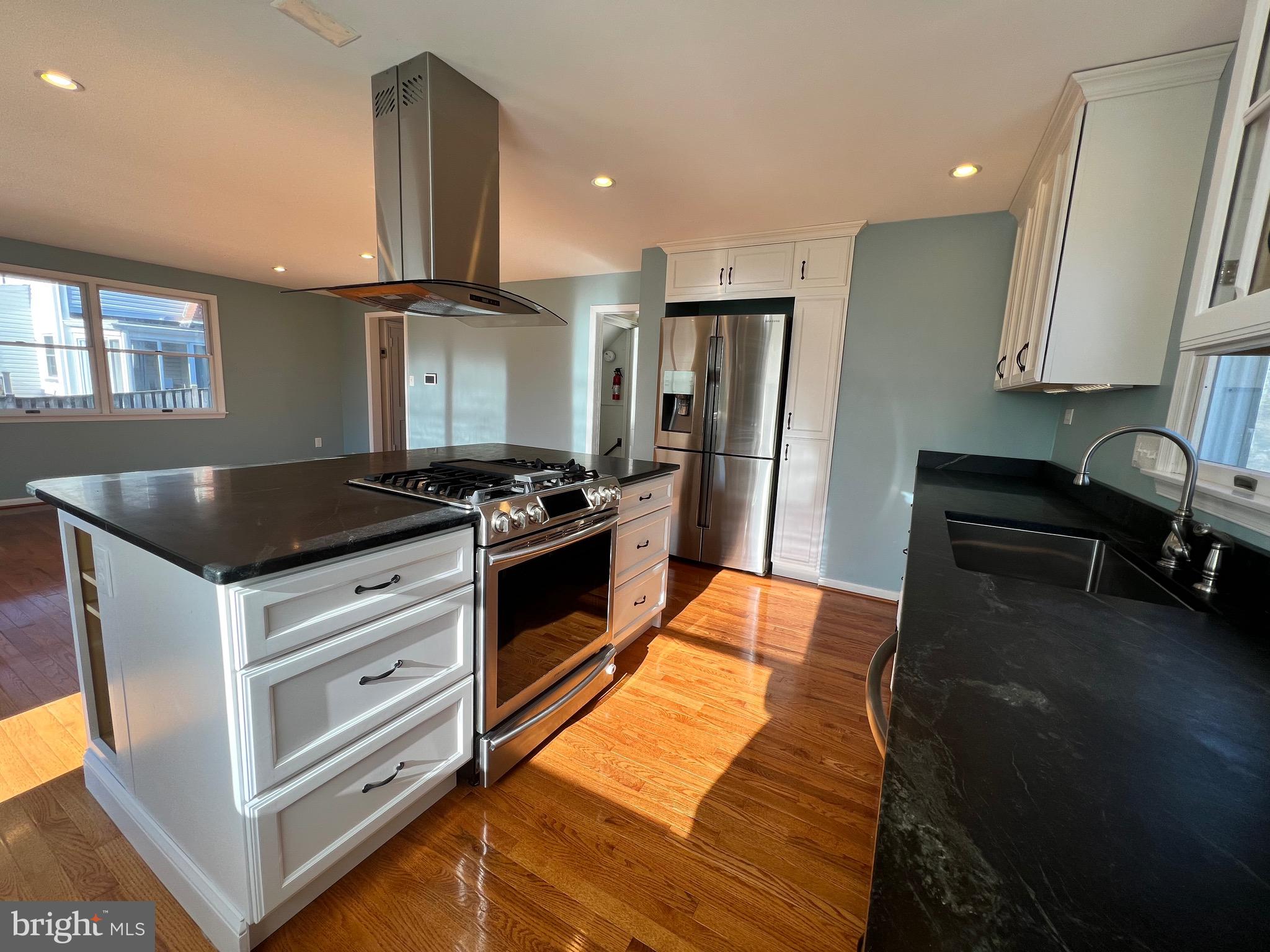 WOODMOOR - Residential Lease