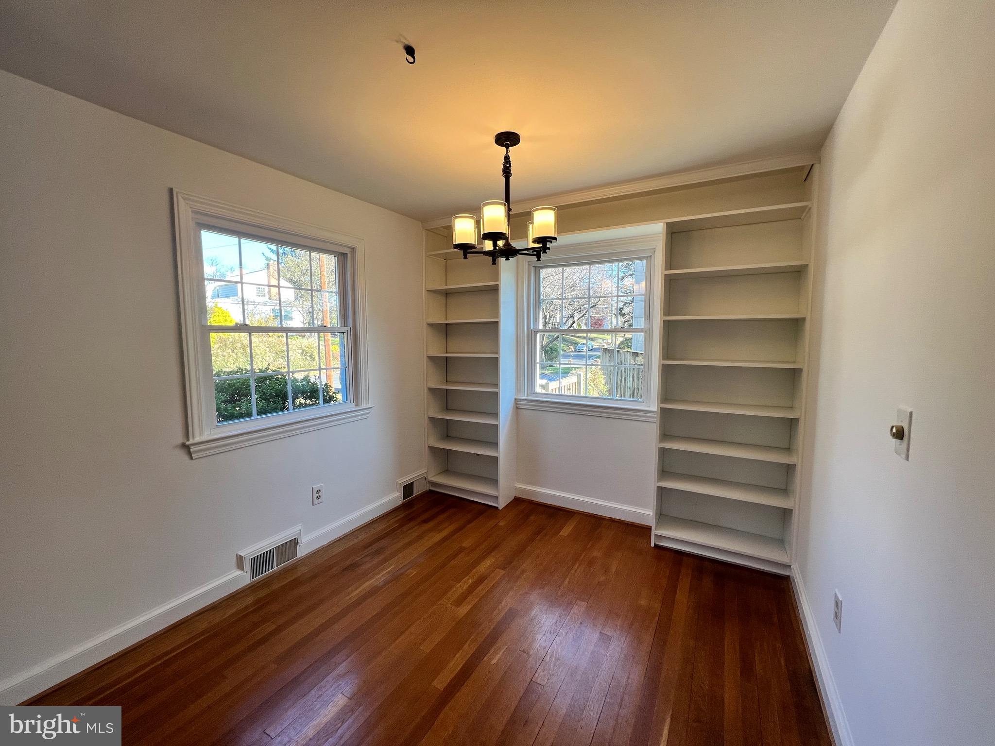 WOODMOOR - Residential Lease