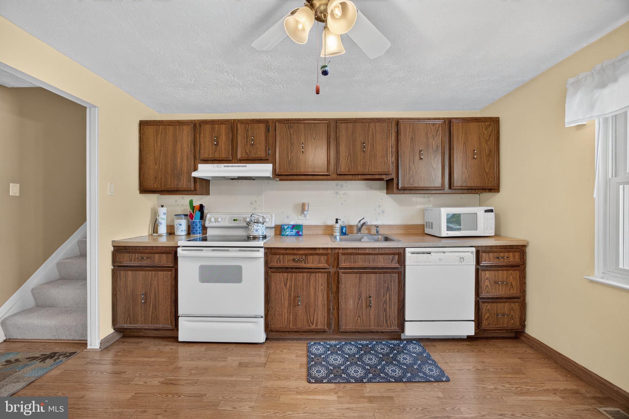 1702 GEMINI DRIVE