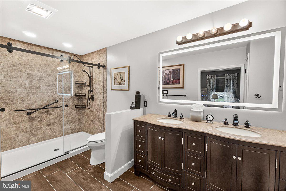 BENNETT ESTATES - Residential