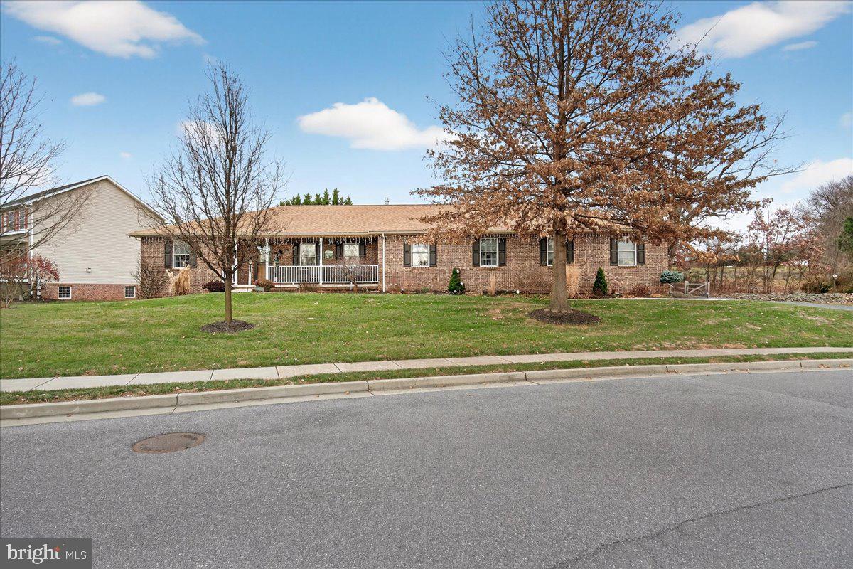 BENNETT ESTATES - Residential