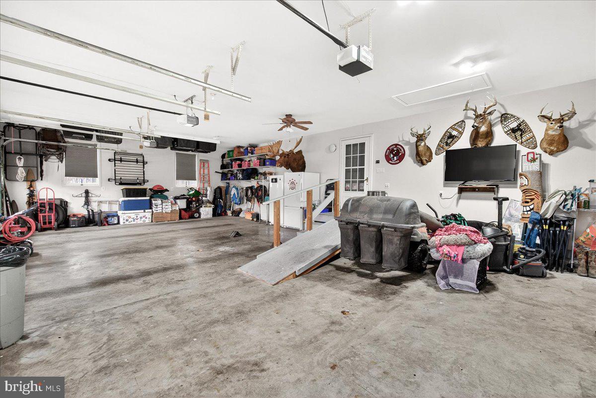 BENNETT ESTATES - Residential