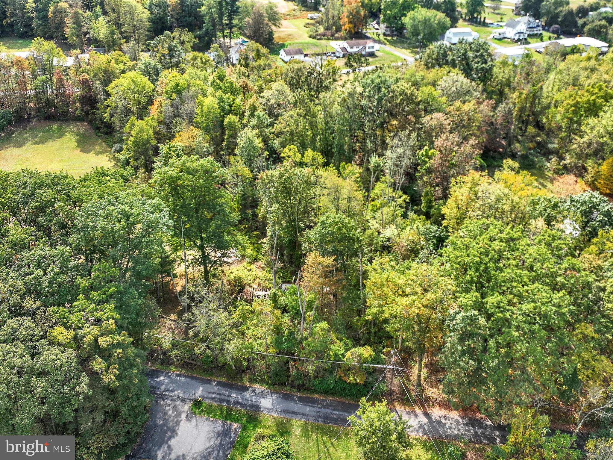 150 S STRAWBERRY LANE