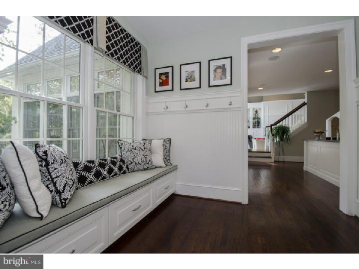 WHITEGATE - Residential