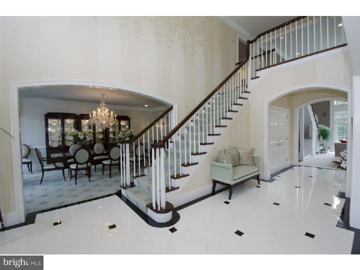 WHITEGATE - Residential