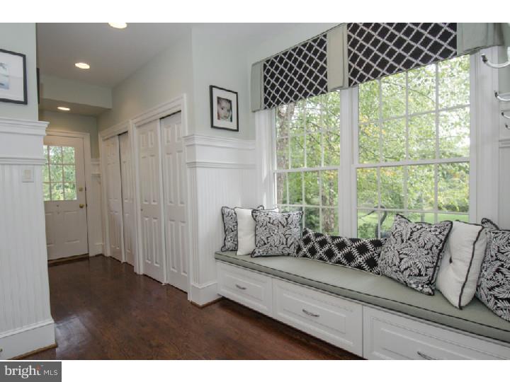 WHITEGATE - Residential