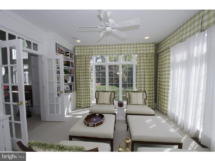 WHITEGATE - Residential