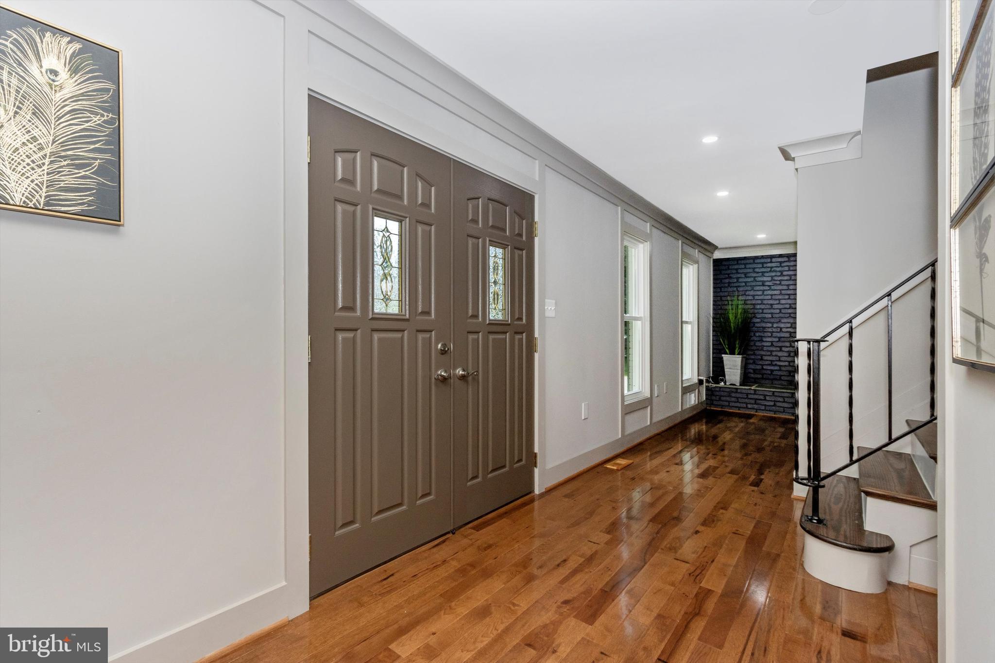 NORBECK ESTATES - Residential