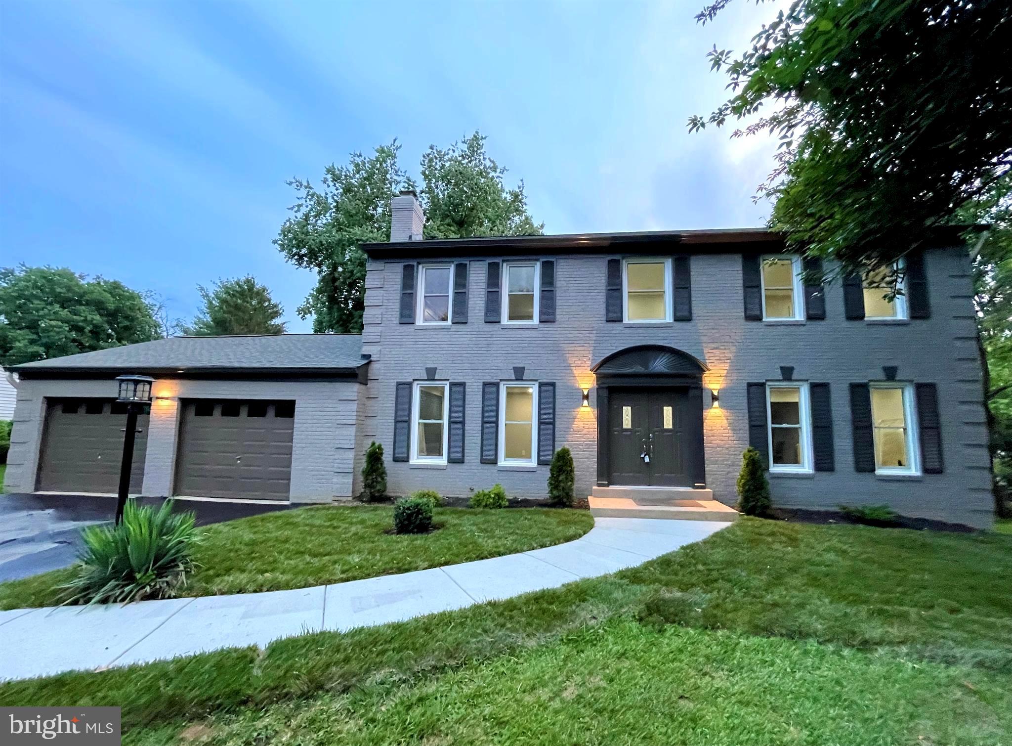 NORBECK ESTATES - Residential