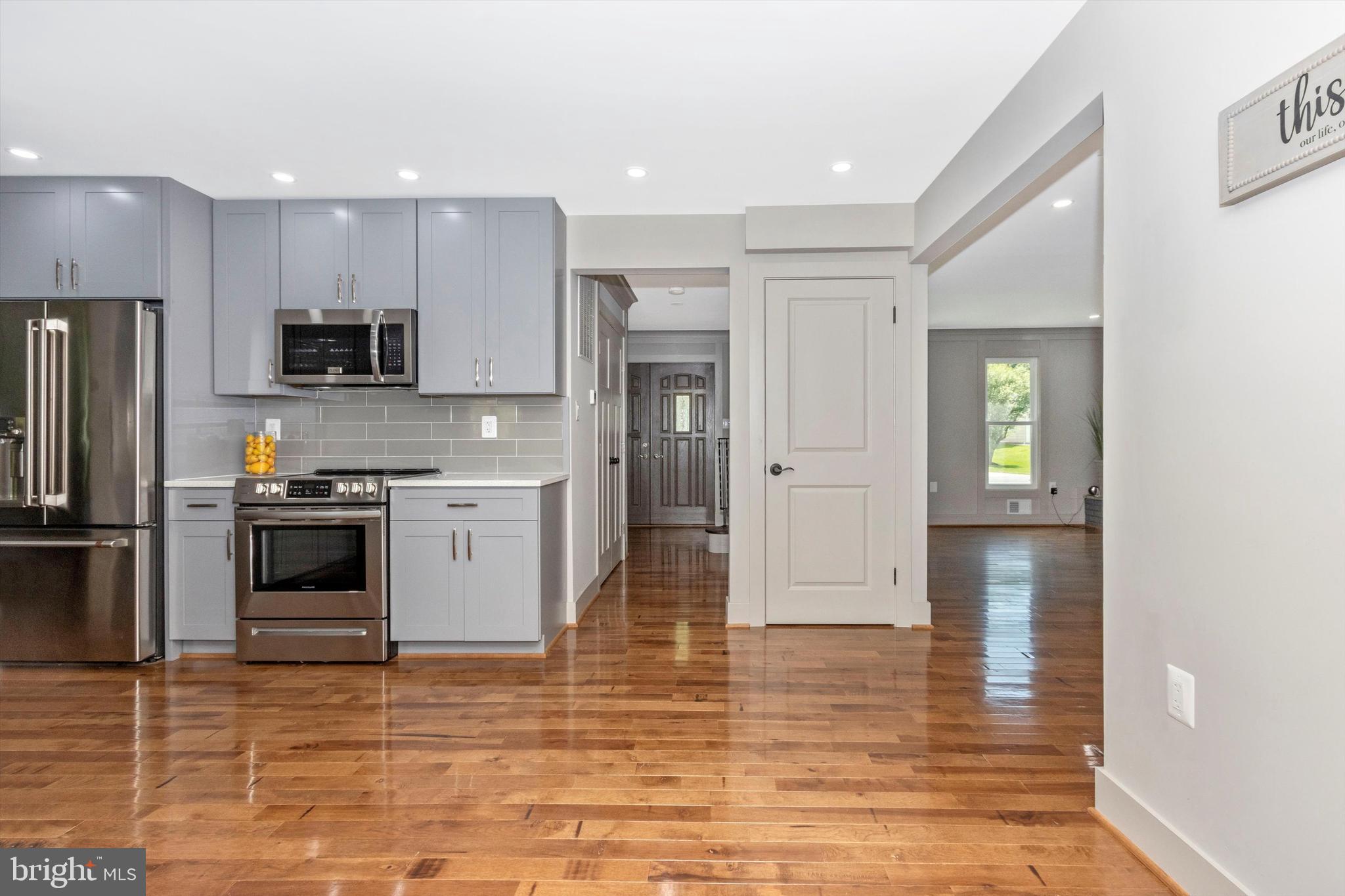 NORBECK ESTATES - Residential