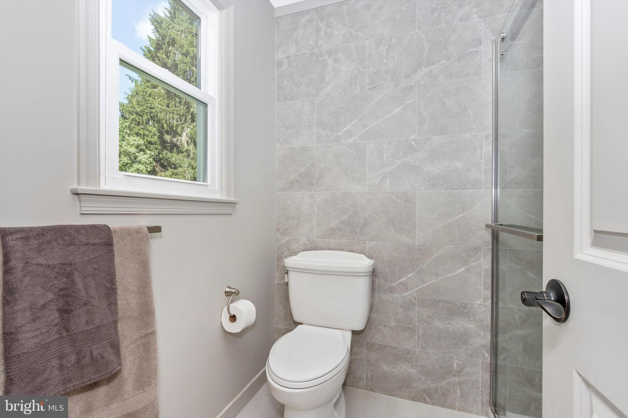 NORBECK ESTATES - Residential