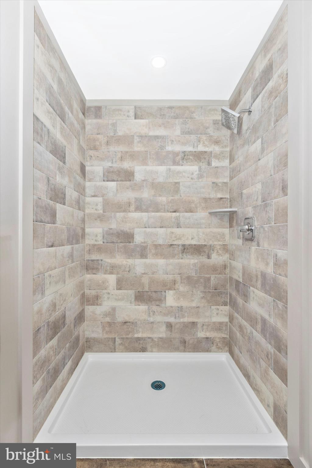 NORBECK ESTATES - Residential