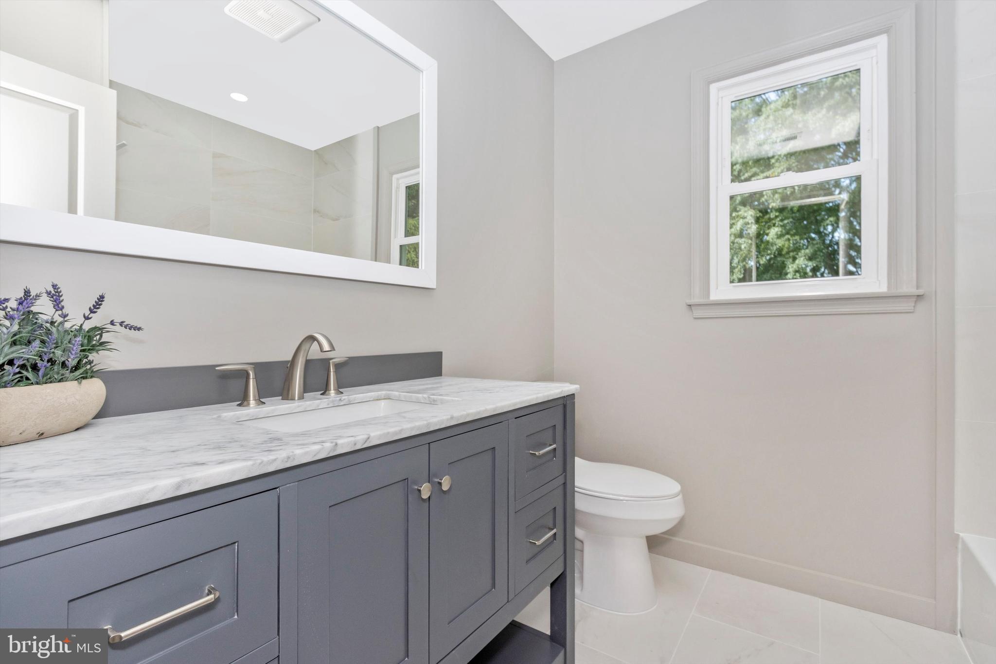 NORBECK ESTATES - Residential