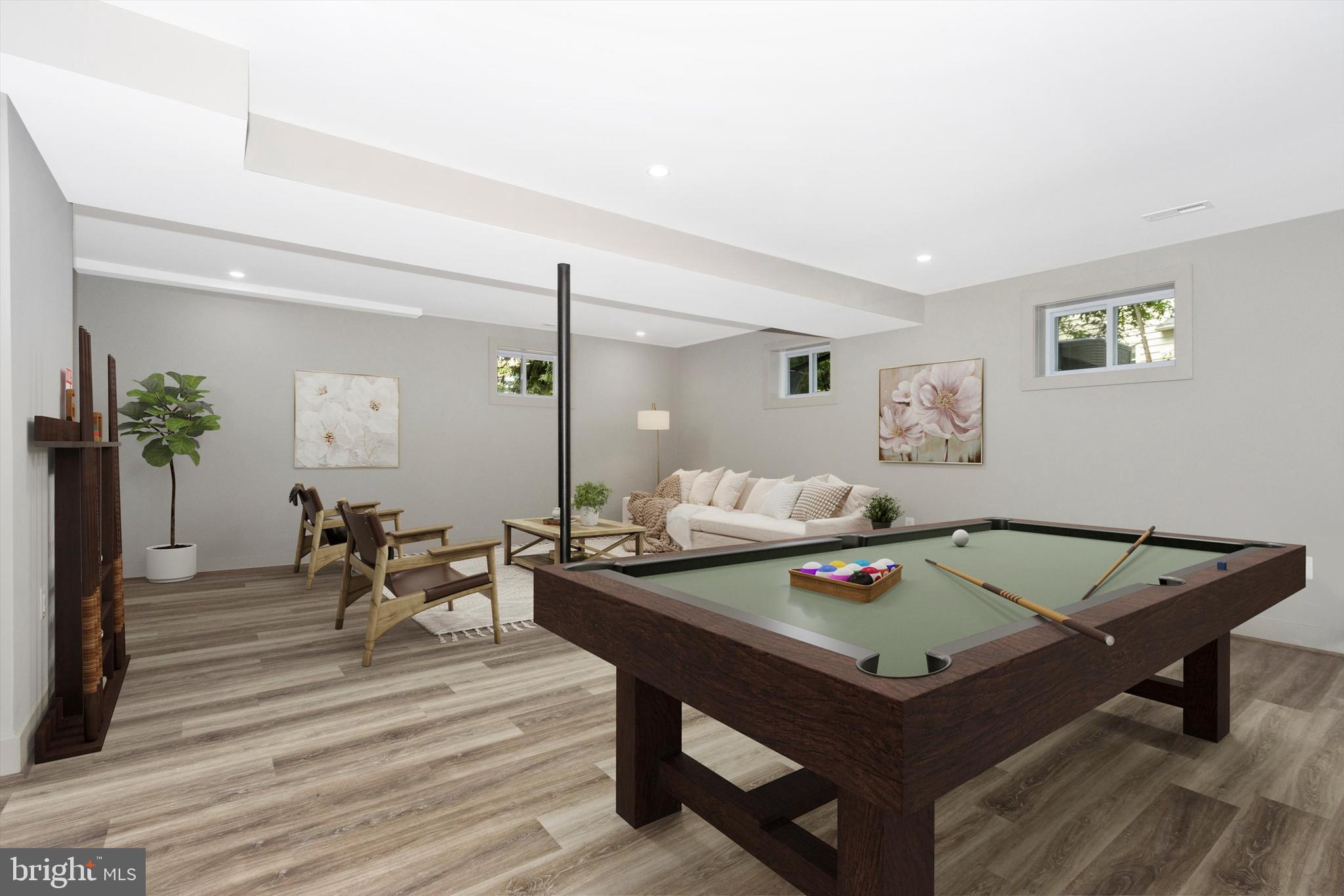 NORBECK ESTATES - Residential