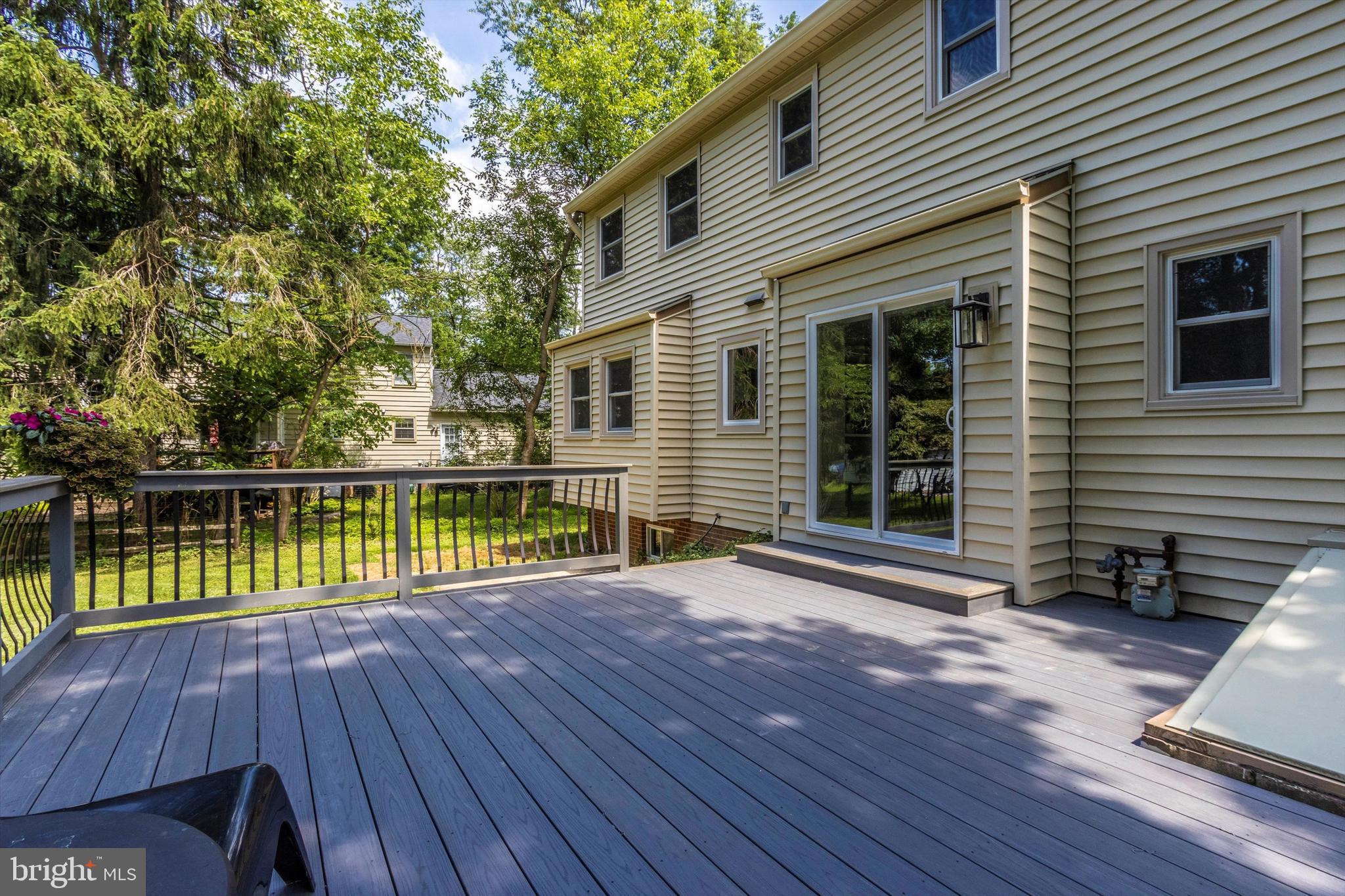 NORBECK ESTATES - Residential