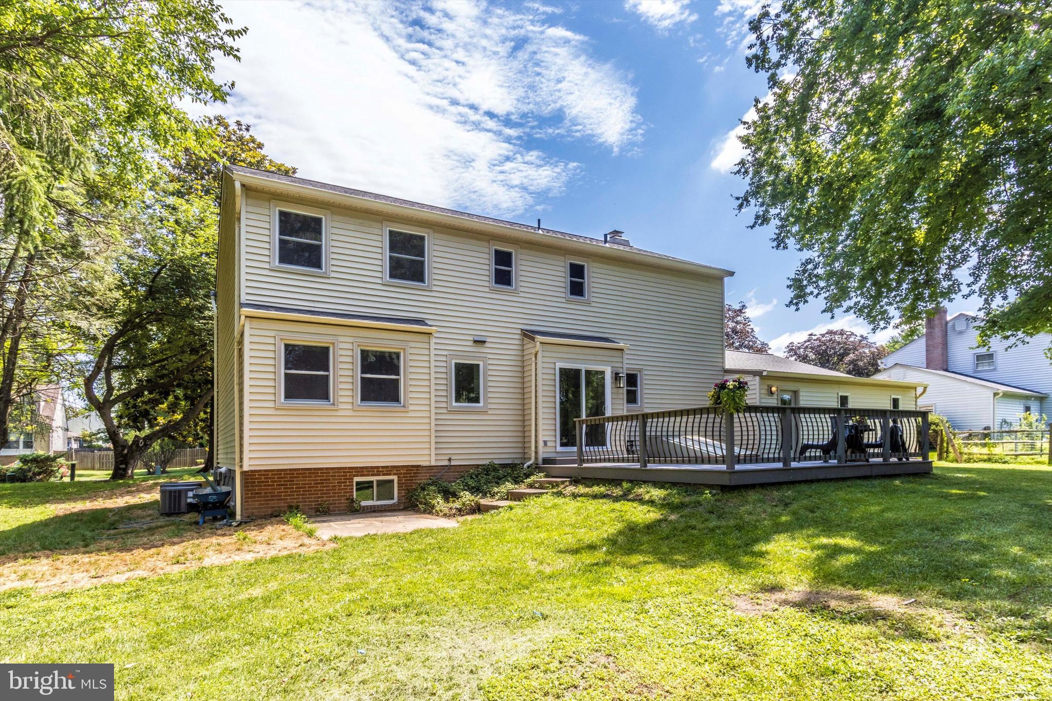 NORBECK ESTATES - Residential