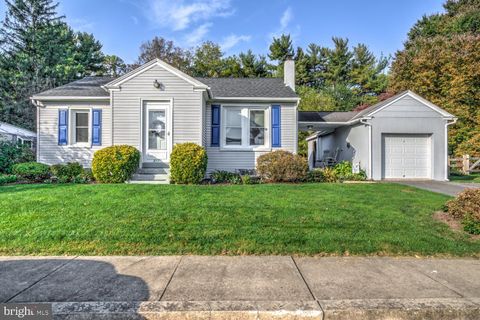 Photo of 317 Maple Avenue, Millersville, PA 17551 (MLS # PALA2058682)