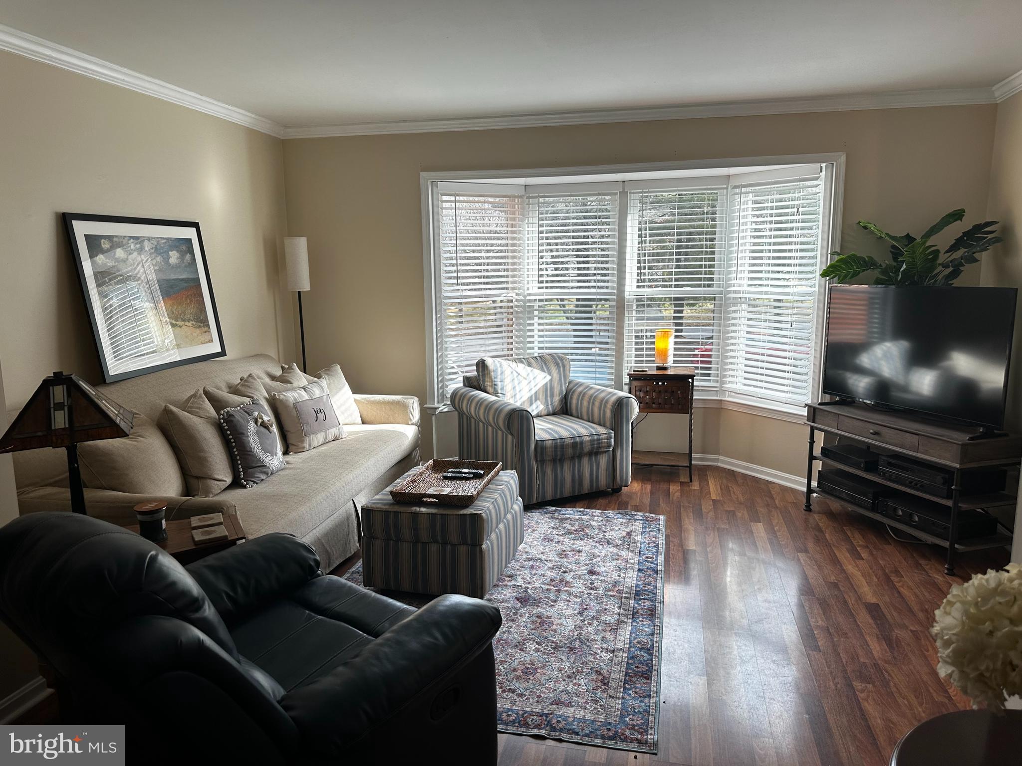 ULMSTEAD GARDENS - Residential