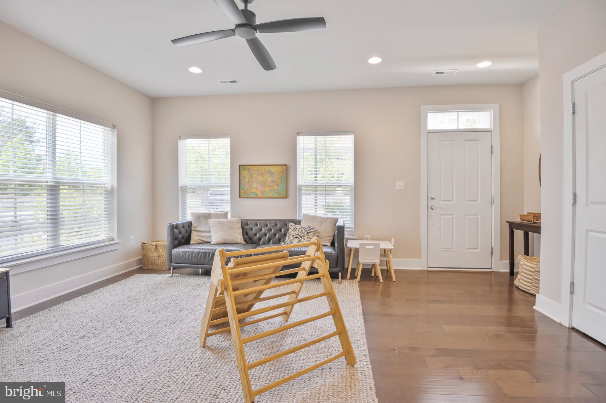 5146 RIDGEVIEW RETREAT DRIVE