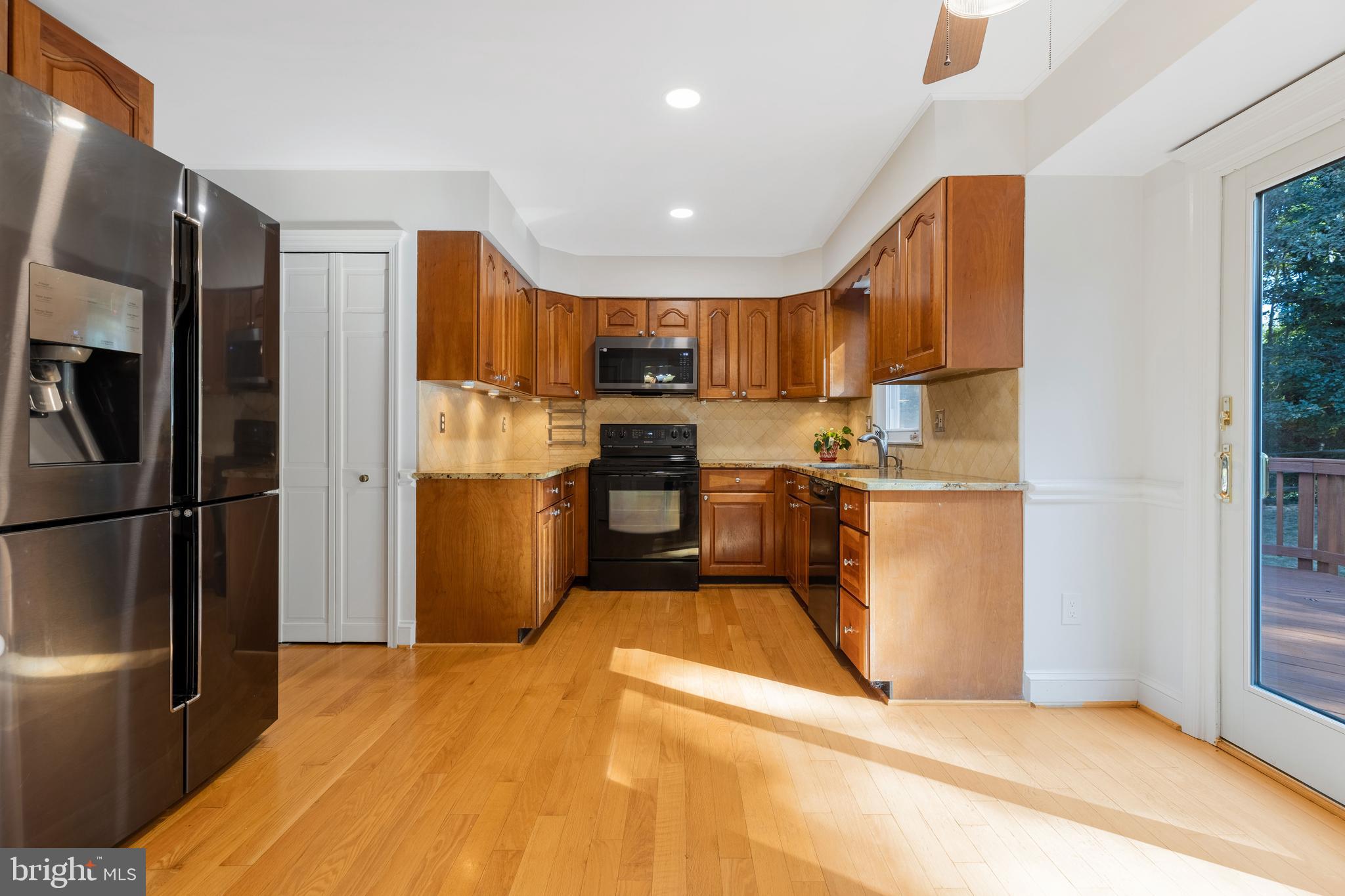 ROLLING VALLEY - Residential