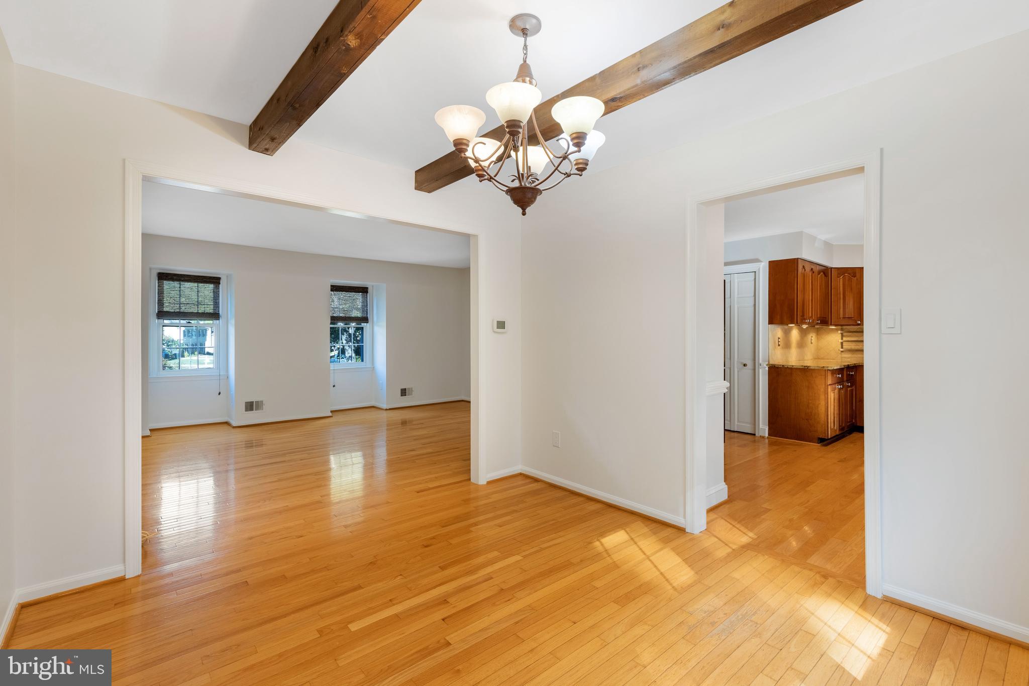 ROLLING VALLEY - Residential