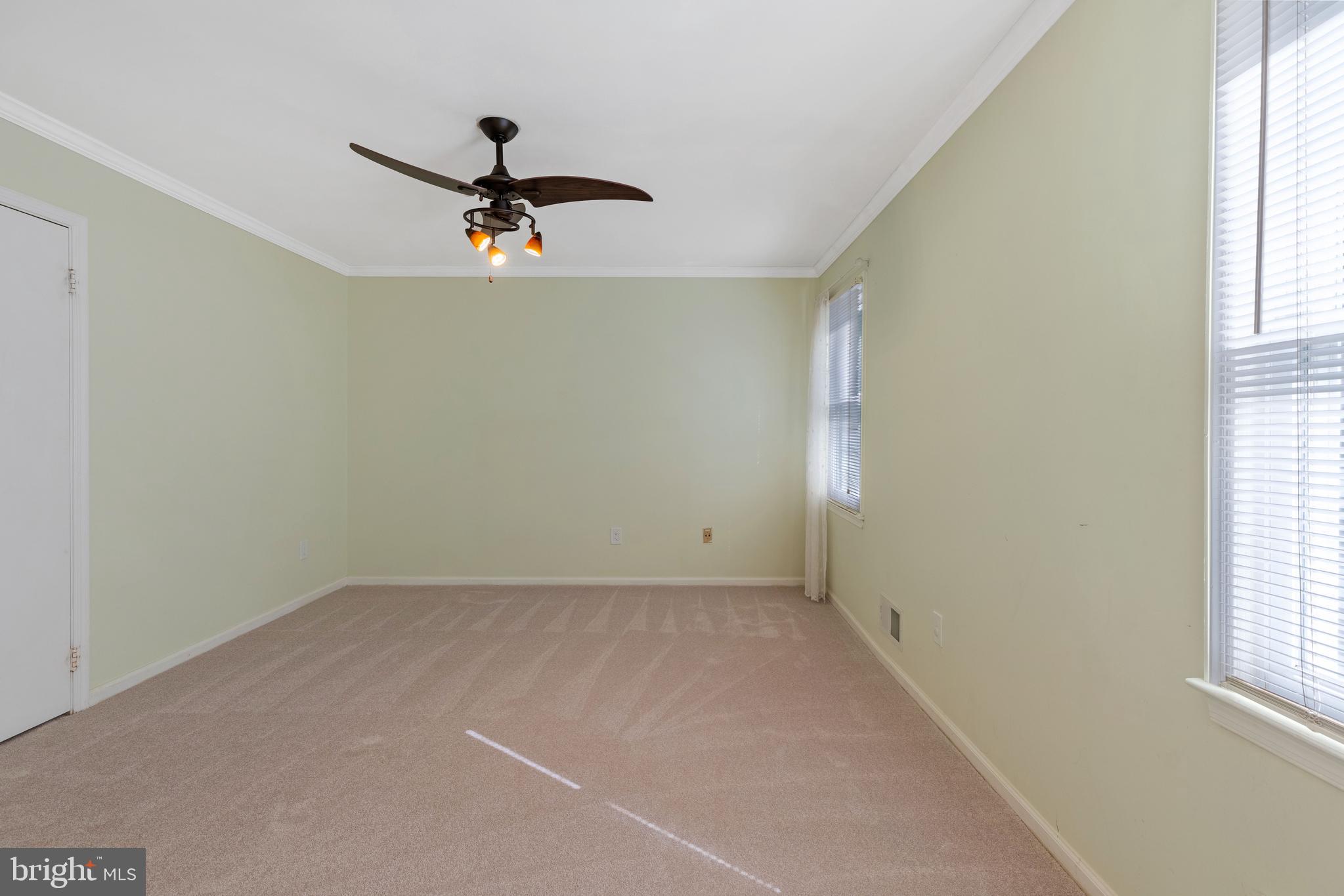 ROLLING VALLEY - Residential